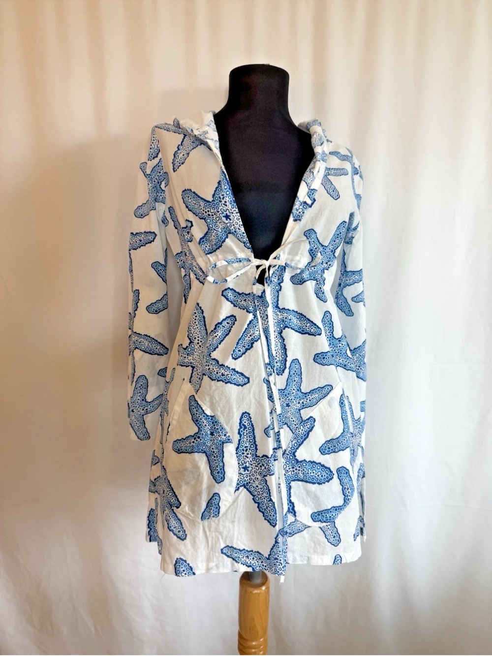 Barbara Gerwit Blue Starfish Hooded Beach Coverup - Size Small